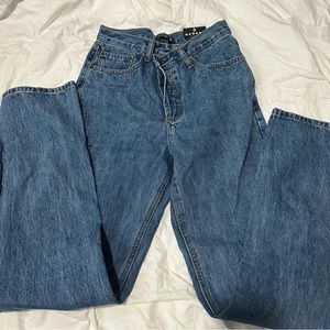Crossover straight leg jeans